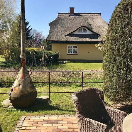 Ferienhaus Matrosenlogis By Strandgut Born