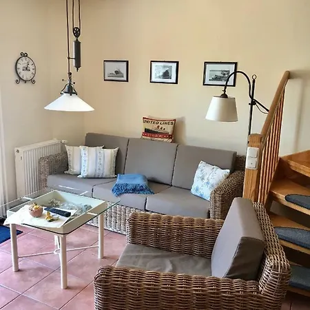 Matrosenlogis By Strandgut * Born